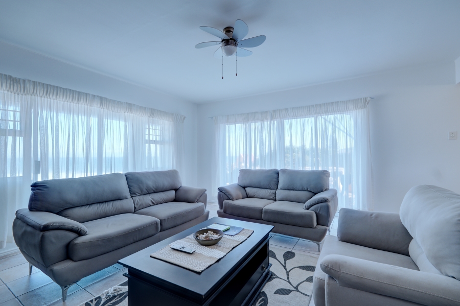 4 Bedroom Property for Sale in Seaview Eastern Cape